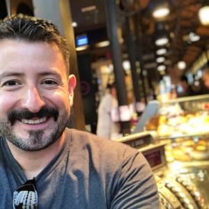 Meet your Posher, Fernando